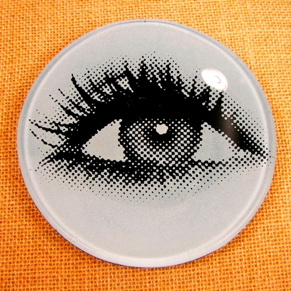 5.5 inch blue and black old navy eye trinket plate